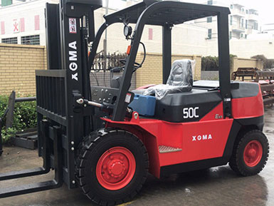 恭喜今日銷售部又出一單！廈工5.0T叉車壹臺